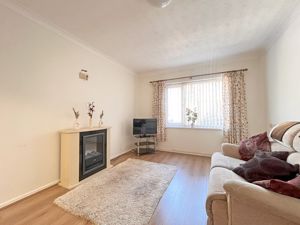 Photo 8- click for photo gallery